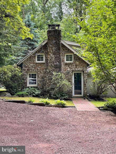 2744 & 2742 Hill Roa Hill Rd, Sellersville, PA 18960