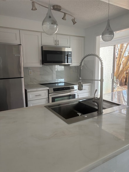 10123 Waterstone Dr Unit 39, Houston, TX 77042