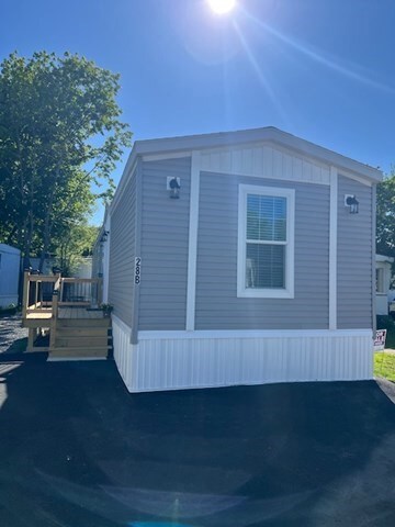 200 North St, Danvers, MA 01923