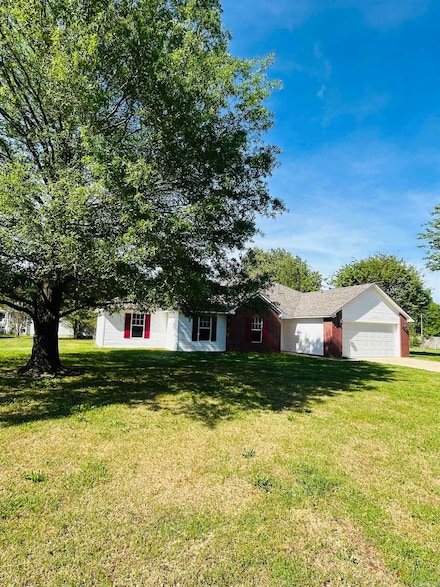 1628 Crepe Myrtle Dr, Jonesboro, AR 72401