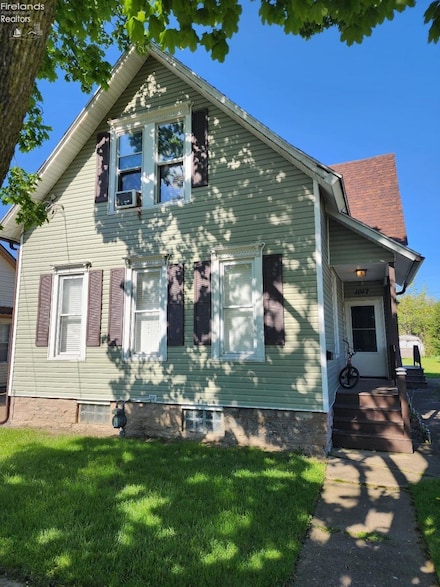 1017 Putnam St, Sandusky, OH 44870