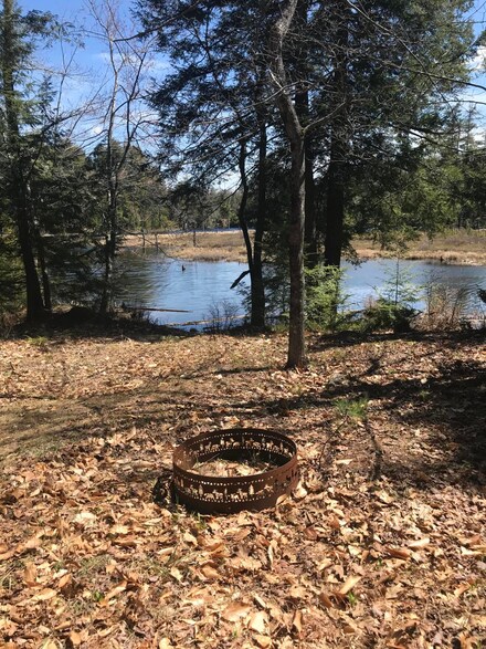 26 Flaherty Ln, Litchfield, ME 04350