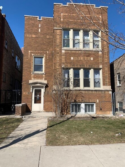 3120 W 55th St, Chicago, IL 60632