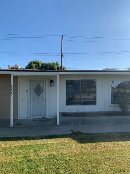 6005 Sundale Ave, Bakersfield, CA 93309