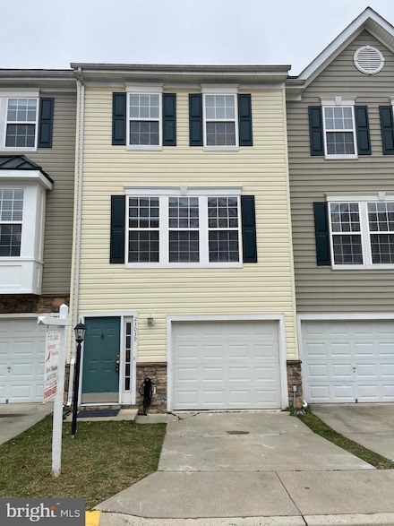 23039 Fontwell Square, Sterling, VA 20166