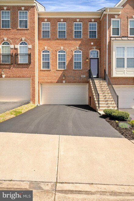 16327 Flotsam Ln, Woodbridge, VA 22191