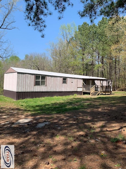181 Sandy Point Rd, Camden, TN 38320