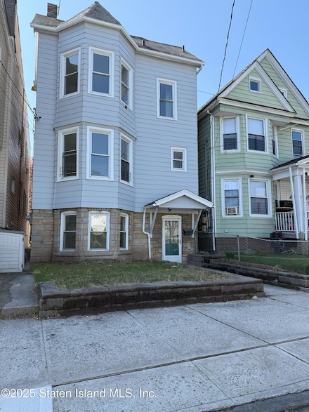 244 Fillmore St, Staten Island, NY 10301
