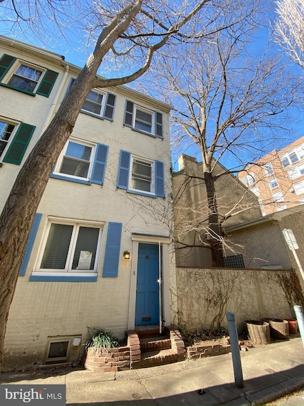 222 S Quince St, Philadelphia, PA 19107