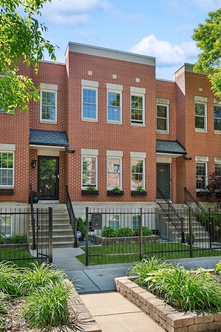 1448 N Mohawk St, Chicago, IL 60610