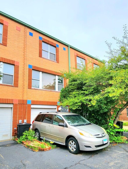 2156 S China Place Unit D, Chicago, IL 60616