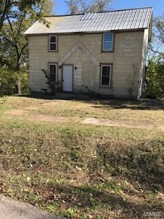 204 High St, Bland, MO 65014