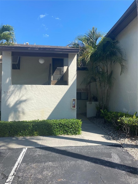 5127 Willow Links Unit 8, Sarasota, FL 34235