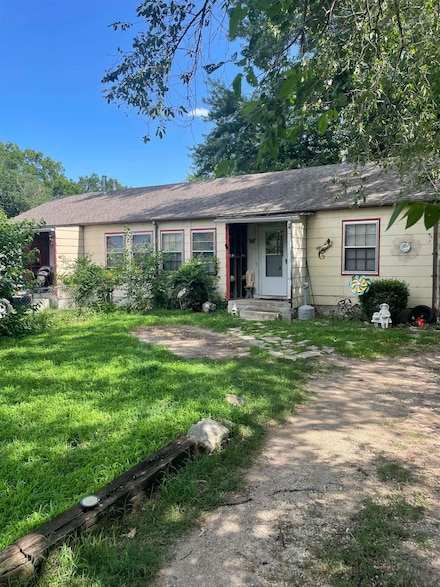 4041,4045 E Cessna Dr, Wichita, KS 67210