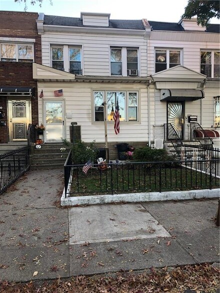 2052 64th St, Brooklyn, NY 11204
