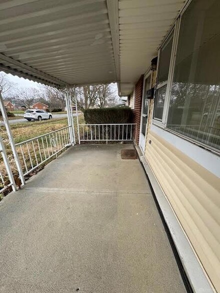 2249 Newgate Ave, Dayton, OH 45420