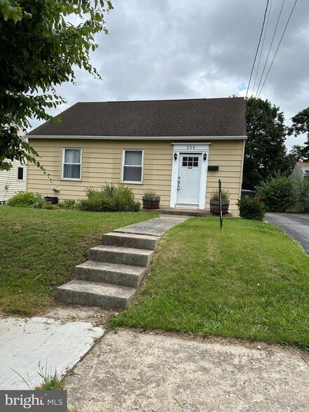 224 Devonshire Rd, Hagerstown, MD 21740