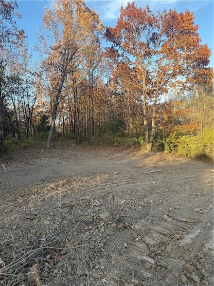 1946 Edgewood Dr, Leavenworth, KS 66048