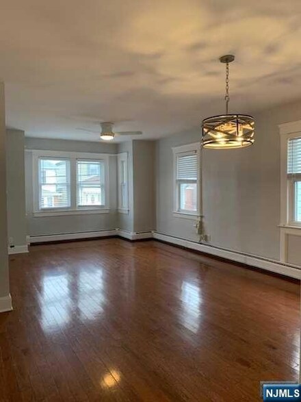 378 Park Ave Unit 2nd Fl, Fairview, NJ 07022