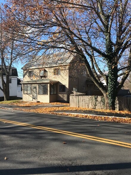 48 Washington St, Ayer, MA 01432