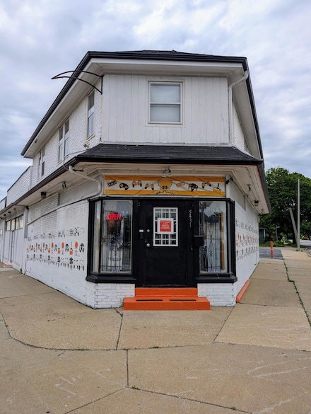 5431 W Lisbon Ave, Milwaukee, WI 53210