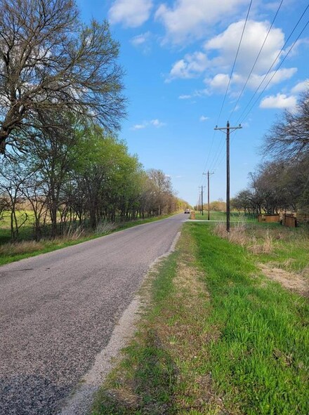 800 Swindle Rd, Dorchester, TX 75459