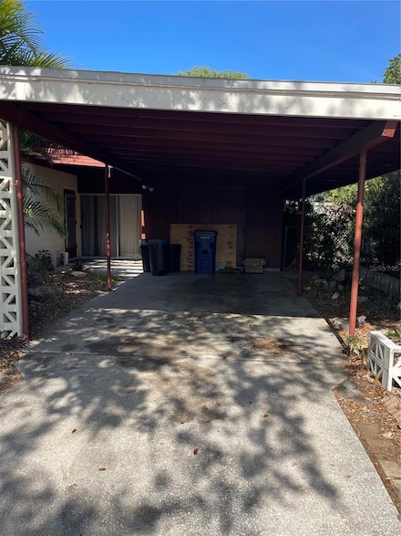 5820 24th St W, Bradenton, FL 34207