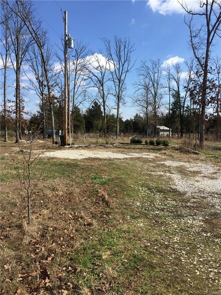 12108 E State Hwy E, Cadet, MO 63630