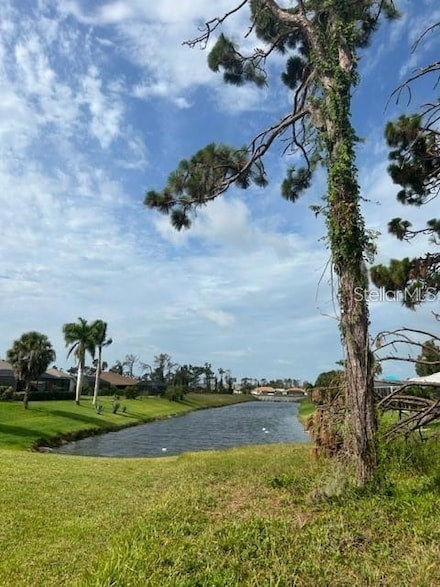 23 Medalist Cir, Rotonda West, FL 33947