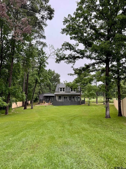 22950 Autumn Woods Trail, Flint, TX 75762