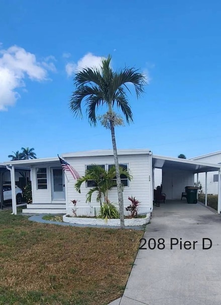 208 Pier D, Naples, FL 34112