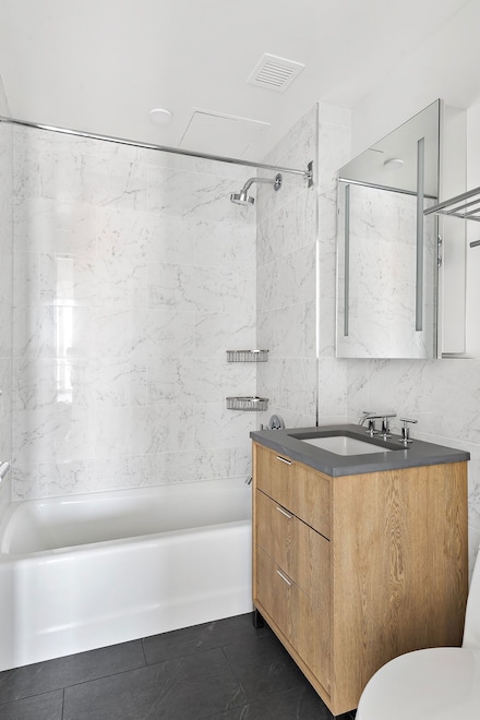 55 W 25th St Unit 19-D, New York, NY 10010