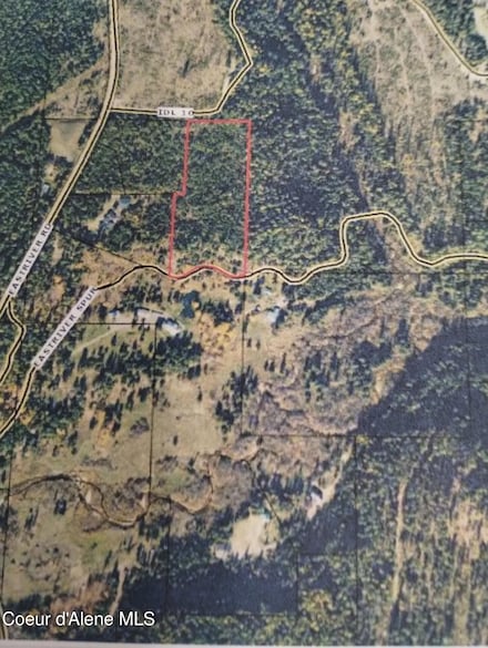 7135 Eastriver Rd, Priest River, ID 83856