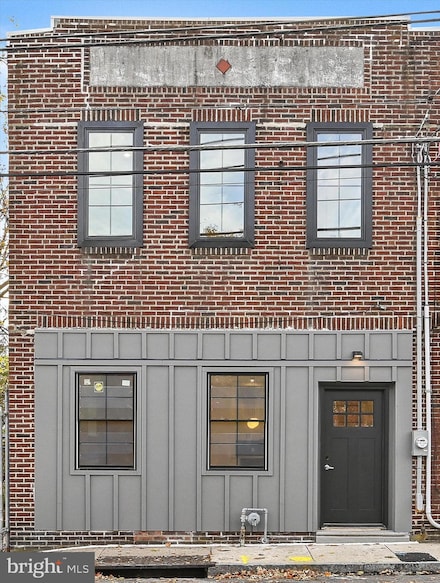 64 E Spring Ave, Ardmore, PA 19003