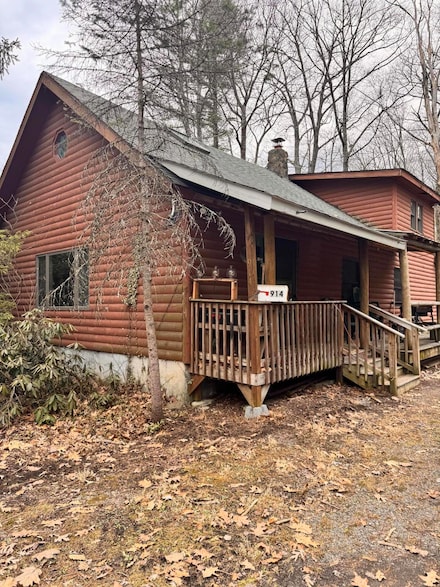 914 Pennsylvania 390, Greentown, PA 18426
