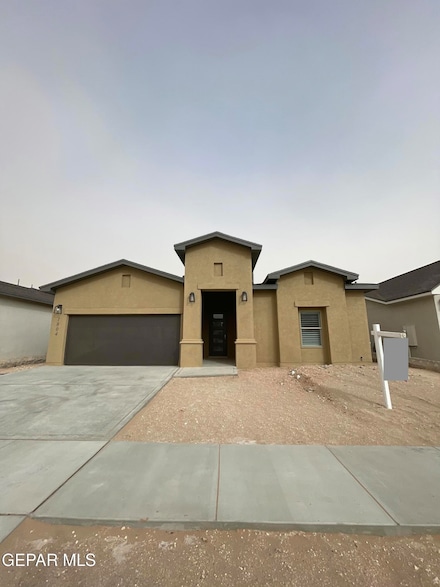 1804 Dana Gray St, El Paso, TX 79928