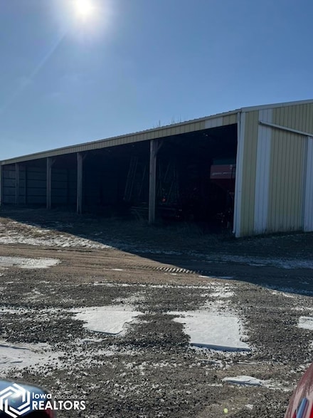 13942 County Road X61, Muscatine, IA 52761