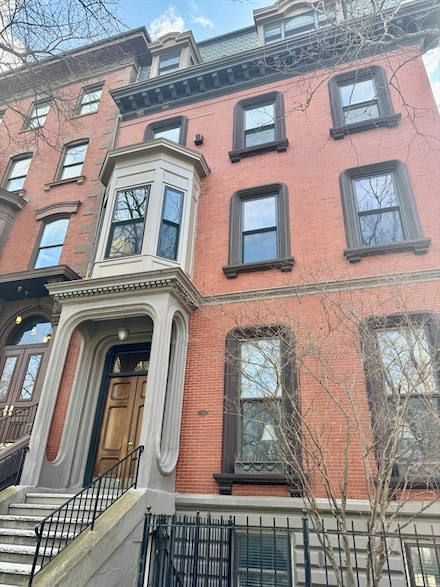 4 Monument Square Unit 6, Charlestown, MA 02129