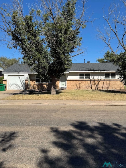 1202 W Polk Ave, Lovington, NM 88260