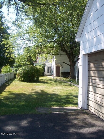 89 Main St, Beech Creek, PA 16822