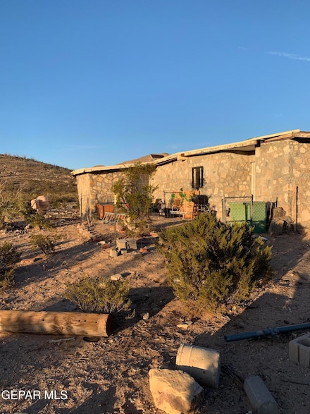 18299 Nolton Rd, El Paso, TX 79938