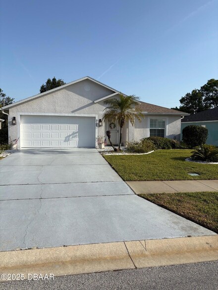 213 Oak Branch Dr, Edgewater, FL 32141