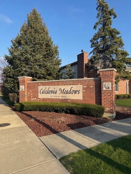 9301 Finbar Place, Tinley Park, IL 60487