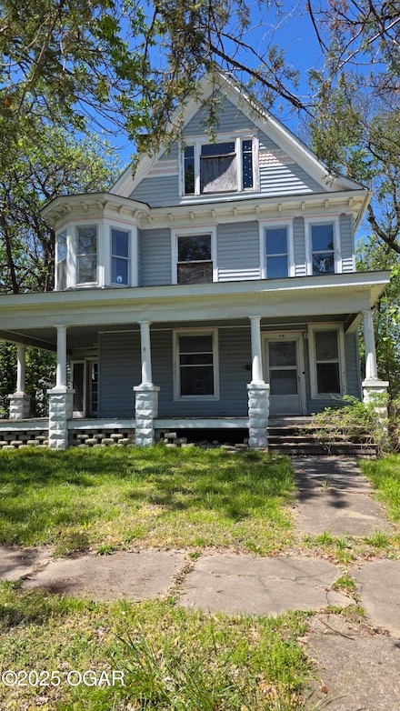 114 S Pennsylvania St, Webb City, MO 64870