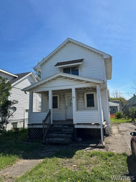 58 Walnut St, Buffalo, NY 14218
