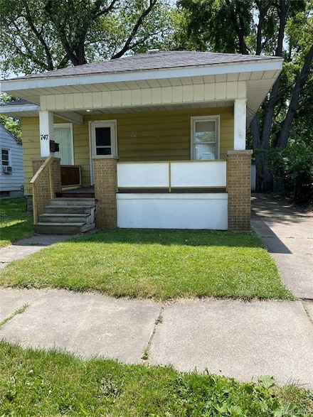 747 Vermilya Ave, Flint, MI 48507
