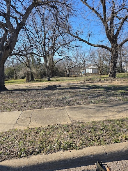 2115 S Denley Dr, Dallas, TX 75216