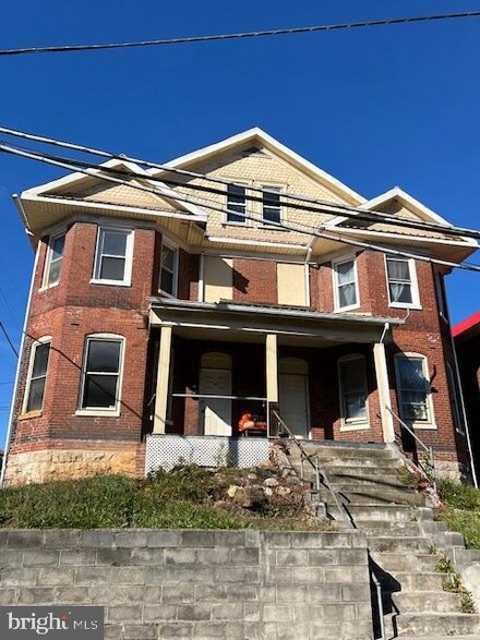 1113 Virginia Ave, Cumberland, MD 21502