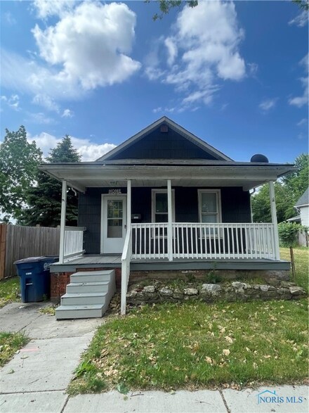 1111 Orchard St, Toledo, OH 43609