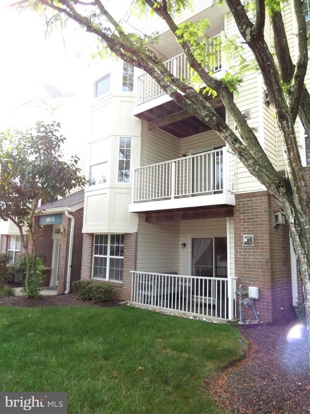 8961 Town Center Cir Unit 207, Upper Marlboro, MD 20774